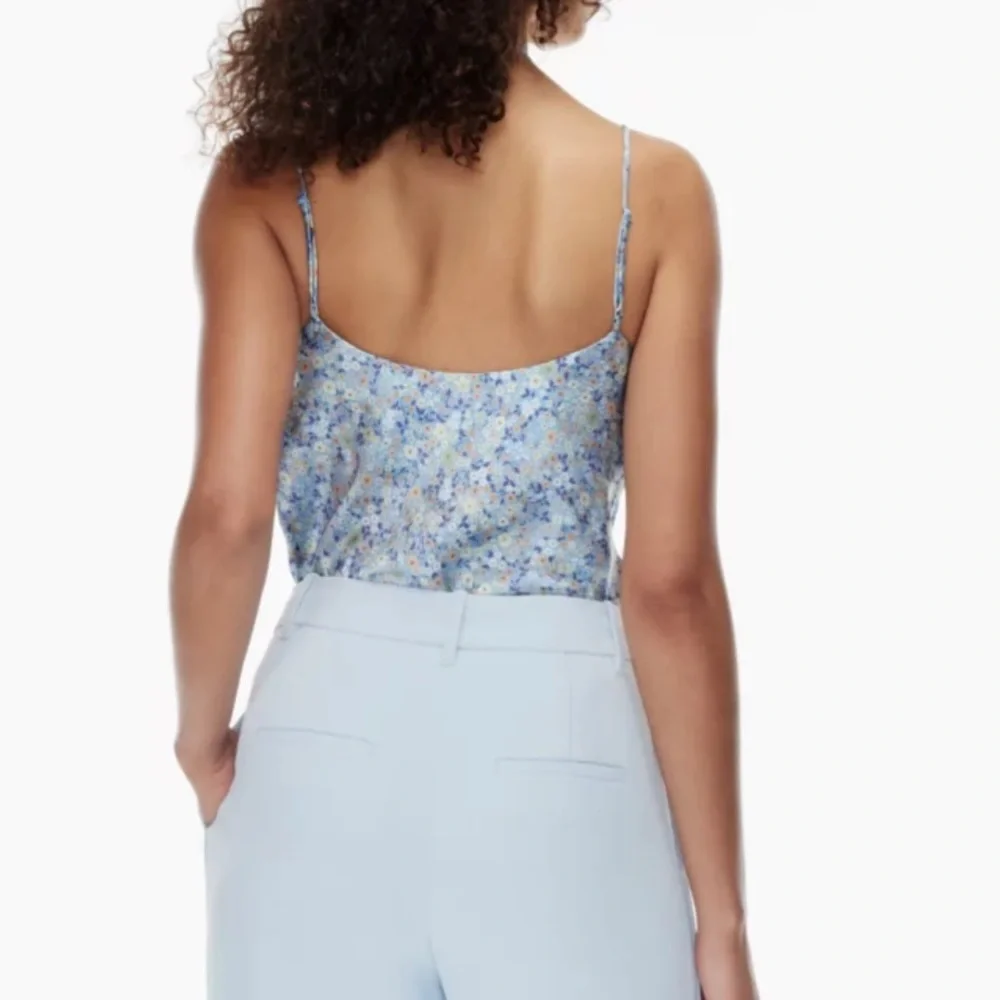 Aritzia Wilfred Floral Allusion Camisole Tank - Picture 2 of 6